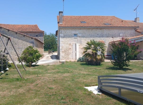 Montmoreau, Poitou-Charentes 16190