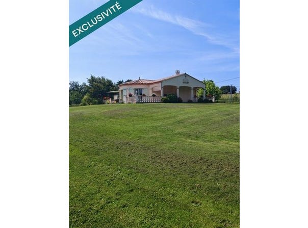 Montendre, Poitou-Charentes 17130