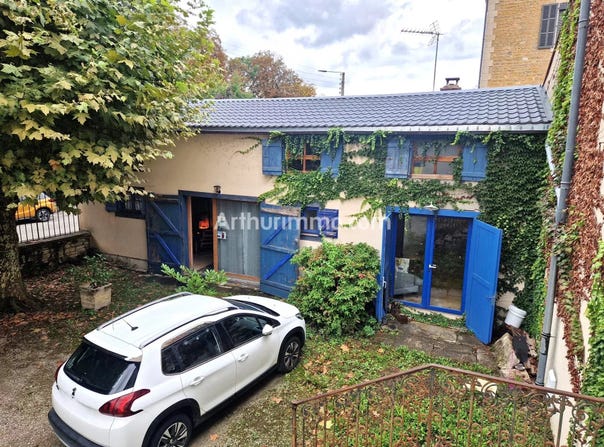 Lons-le-Saunier, Jura 39000