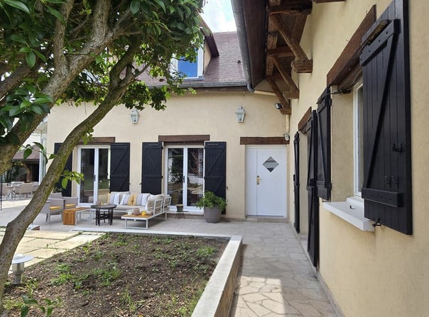 Montévrain, Île-de-France 77144