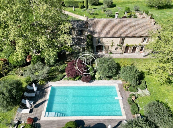 Saint-Rémy-de-Provence, Provence-Alpes-Côte-d'Azur 13210
