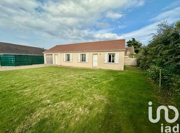 Villaines-sous-Bois, Île-de-France 95570