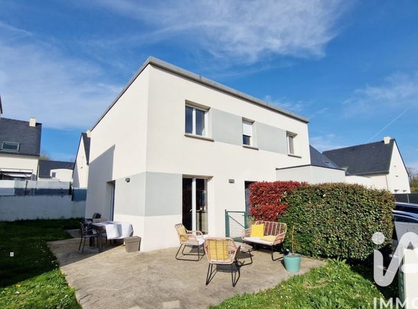 Changé, Pays de la Loire 53810