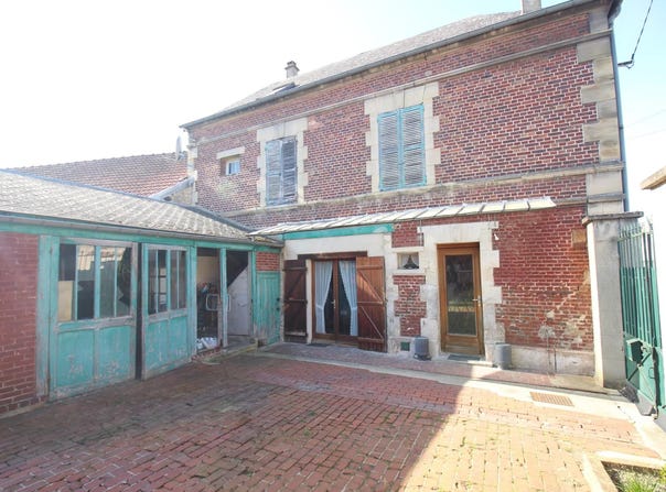 Mouy, Oise 60250