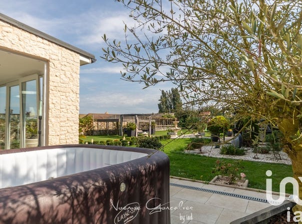 Flacourt, Île-de-France 78200