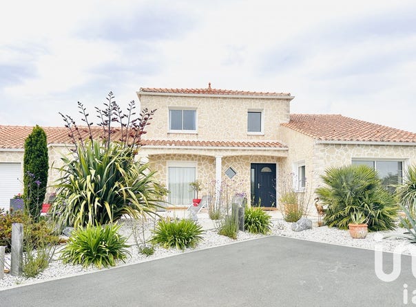 Brem-sur-Mer, Pays de la Loire 85470