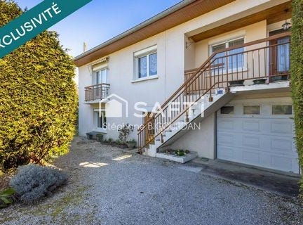 Avanne-Aveney, Franche-Comté 25720
