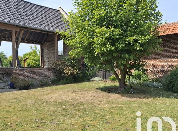 Hinges, Hauts-de-France 62232