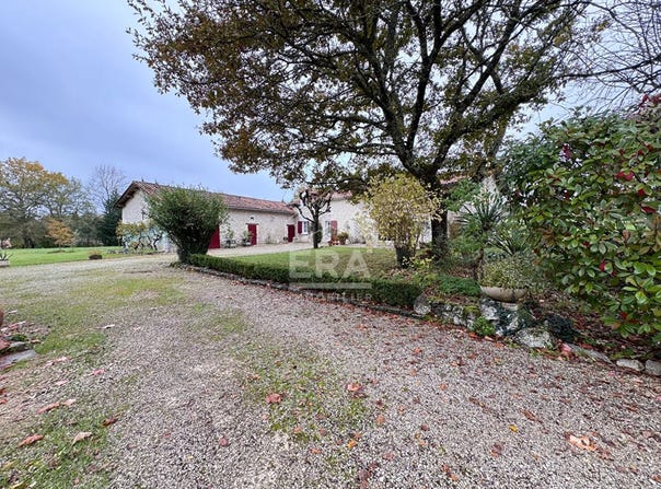 Saint-Astier, Dordogne 24110