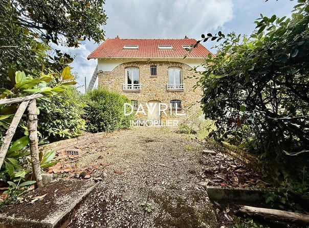 Chanteloup-les-Vignes, Yvelines 78570