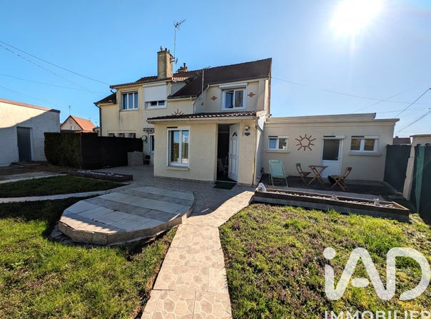 Roye, Hauts-de-France 80700