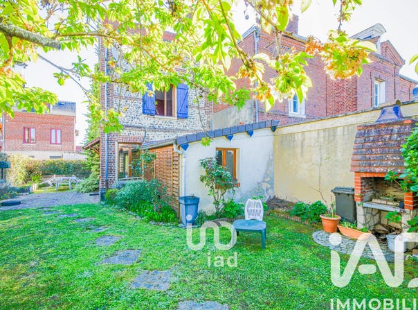 Romilly-sur-Andelle, Normandy 27610