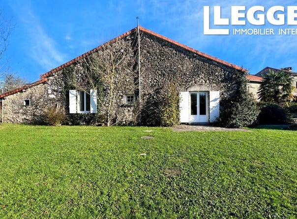 Saint-Estèphe, Nouvelle-Aquitaine 24360