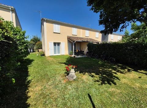 Fontaine-Le-Comte, Poitou-Charentes 86240