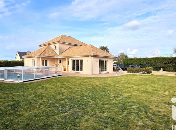 Octeville-sur-Mer, Normandy 76930
