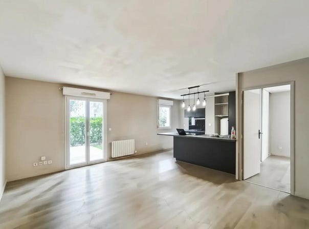 Pau, Aquitaine 64000