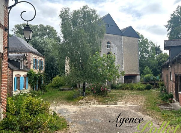 Vailly-sur-Sauldre, Centre 18260