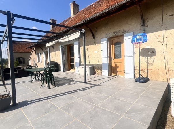 Vitry-sur-Loire, Bourgogne-Franche-Comté 71140