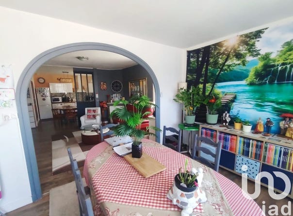 Saint-Just-en-Chevalet, Auvergne-Rhône-Alpes 42430