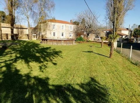 Saint-Maixent-de-Beugné, St. Maixent de Beugné, Deux Sevres 79160