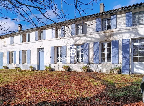 Bussac-sur-Charente, Poitou-Charentes 17100