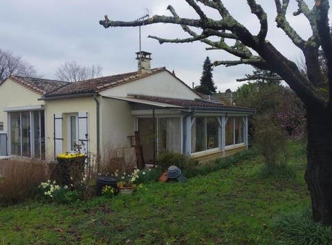Sauveterre-De-Guyenne, Aquitaine 33540