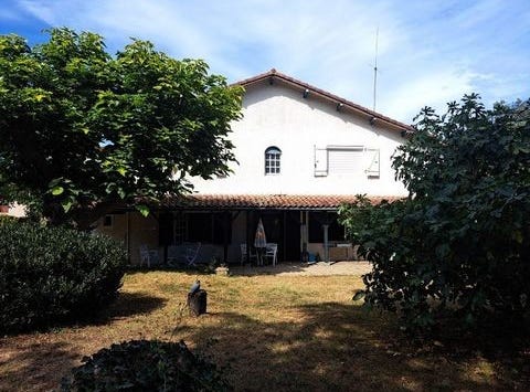 Roquefort, Aquitaine 40120