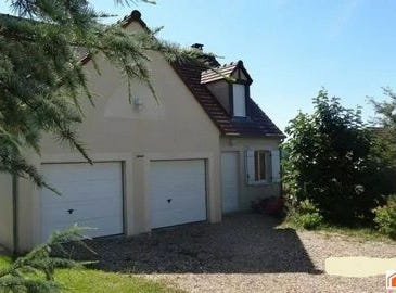 Douchy-Montcorbon, Centre 45220