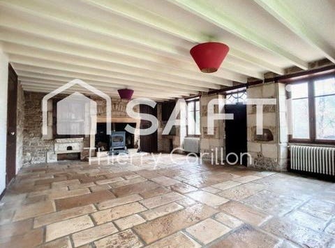 Azay-Le-Brule, Poitou-Charentes 79400