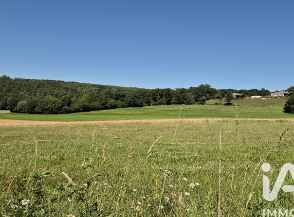 La Neuville-du-Bosc, Normandy 27890