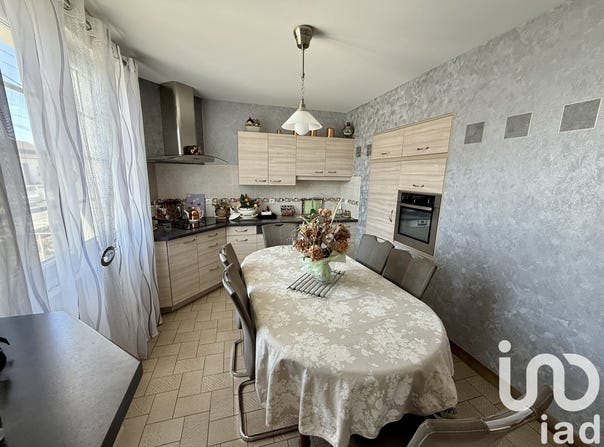 Craon, Pays de la Loire 53400