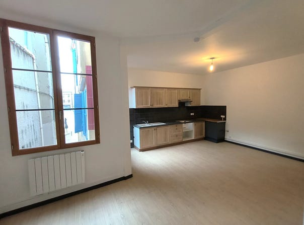 Castres, Tarn 81100