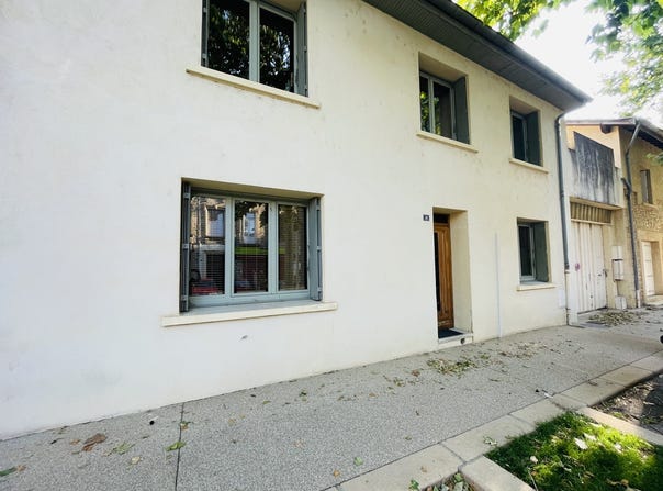 Saint-Donat-sur-l'Herbasse, Auvergne-Rhône-Alpes 26260