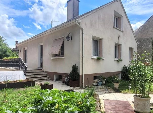 Beaune-la-Rolande, Loiret 45340