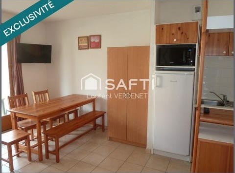 Montbrun-Les-Bains, Rhône-Alpes 26570