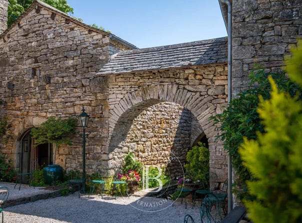 Sévérac-le-Château, Midi-Pyrénées 12150