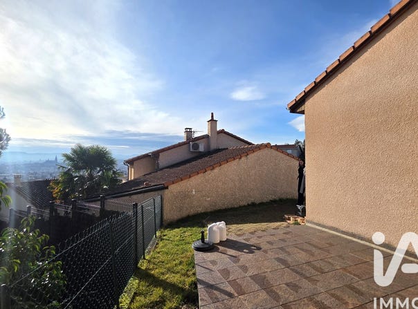 Clermont-Ferrand, Auvergne-Rhône-Alpes 63100