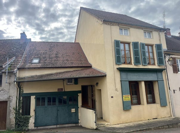 Saint-Julien-de-Civry, Burgundy 71800
