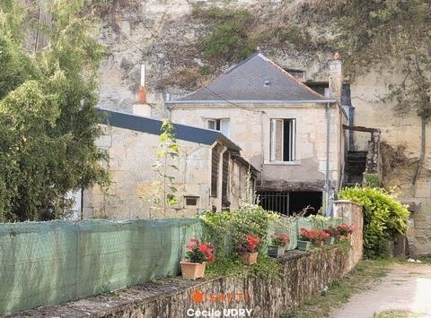 Cinq-Mars-La-Pile, Centre 37130