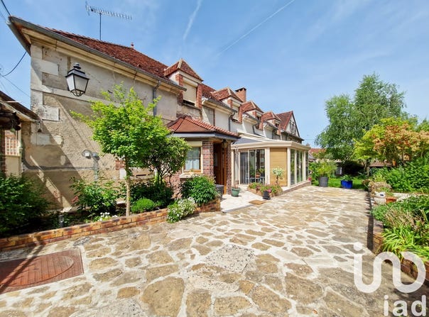 Mont-Saint-Sulpice, Bourgogne-Franche-Comté 89250