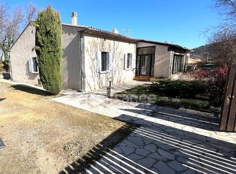CERESTE, Provence-Alpes-Côte d'Azur 04280