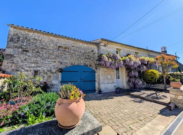 Beurlay, Poitou-Charentes 17250