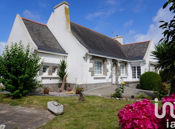 Plouescat, Brittany 29430