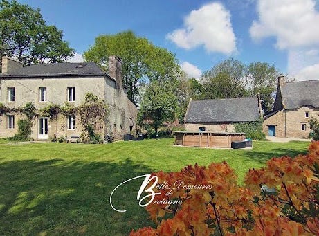 PLUVIGNER, Brittany 56330