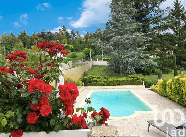 Commelle-Vernay, Auvergne-Rhône-Alpes 42120