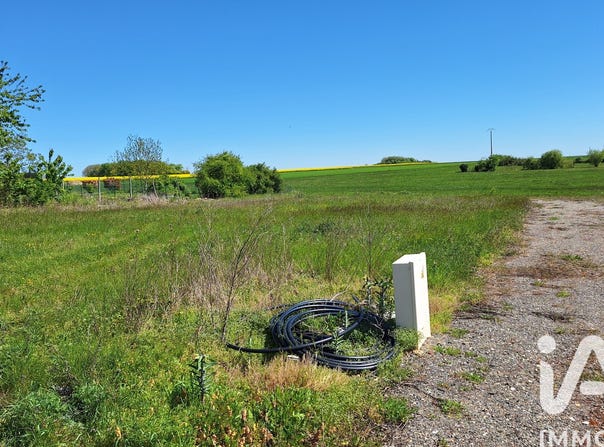 Breuilpont, Normandy 27640