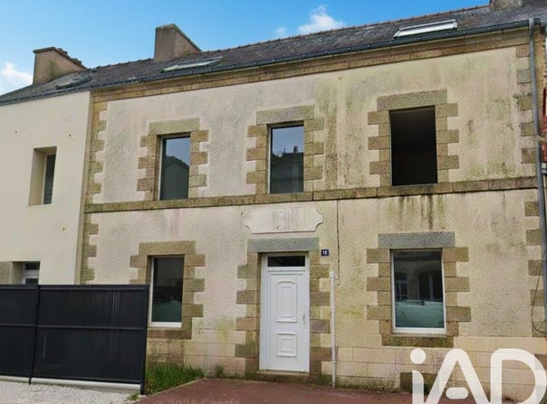Bains-sur-Oust, Brittany 35600