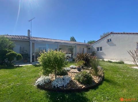 Nercillac, Poitou-Charentes 16200