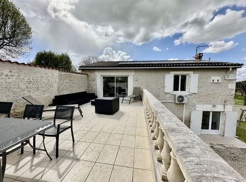 REIGNAC, Poitou-Charentes 16360