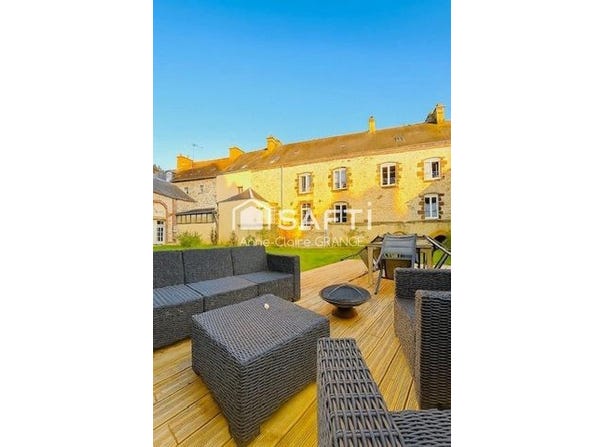 Fresnay-Sur-Sarthe, Pays de la Loire 72130